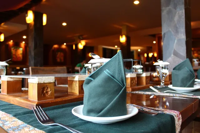 Load image into Gallery viewer, Sustainable Bamboo Serving Napkins - 25 Pieces