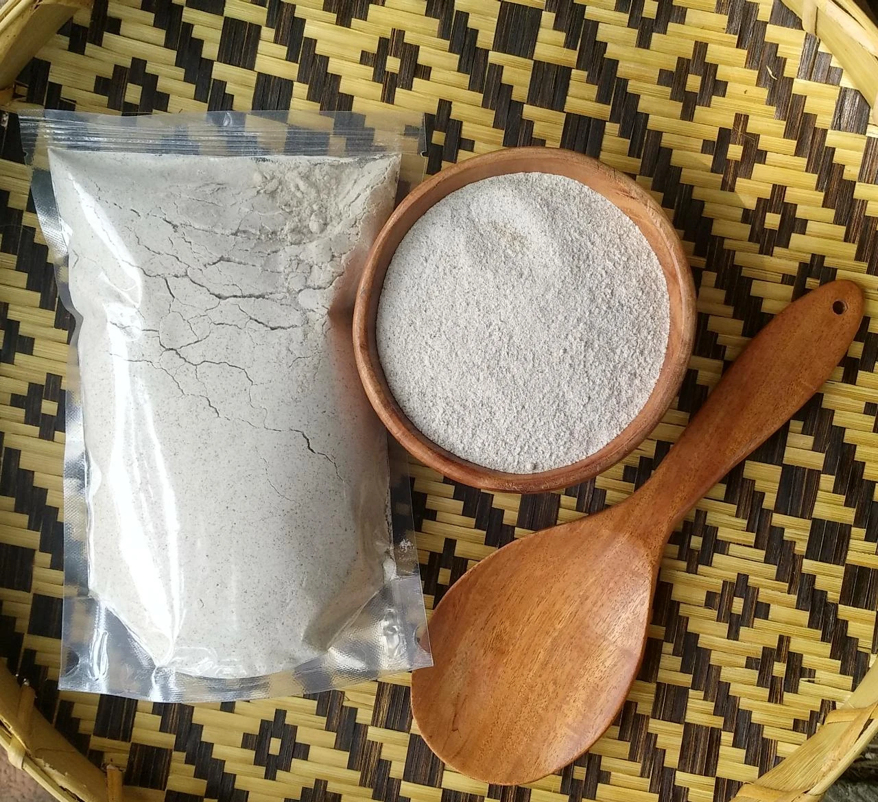 Black Wheat Flour - Kala Gehun (1 Kg)